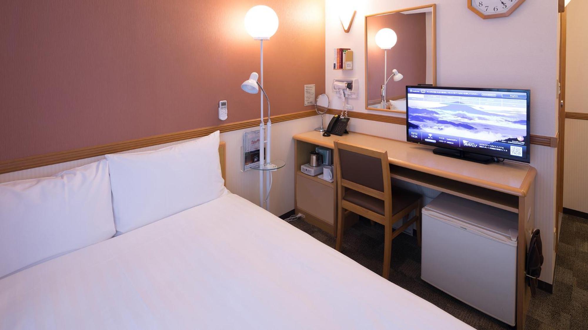 Toyoko Inn Hakata-Guchi Ekimae Фукуока Номер фото