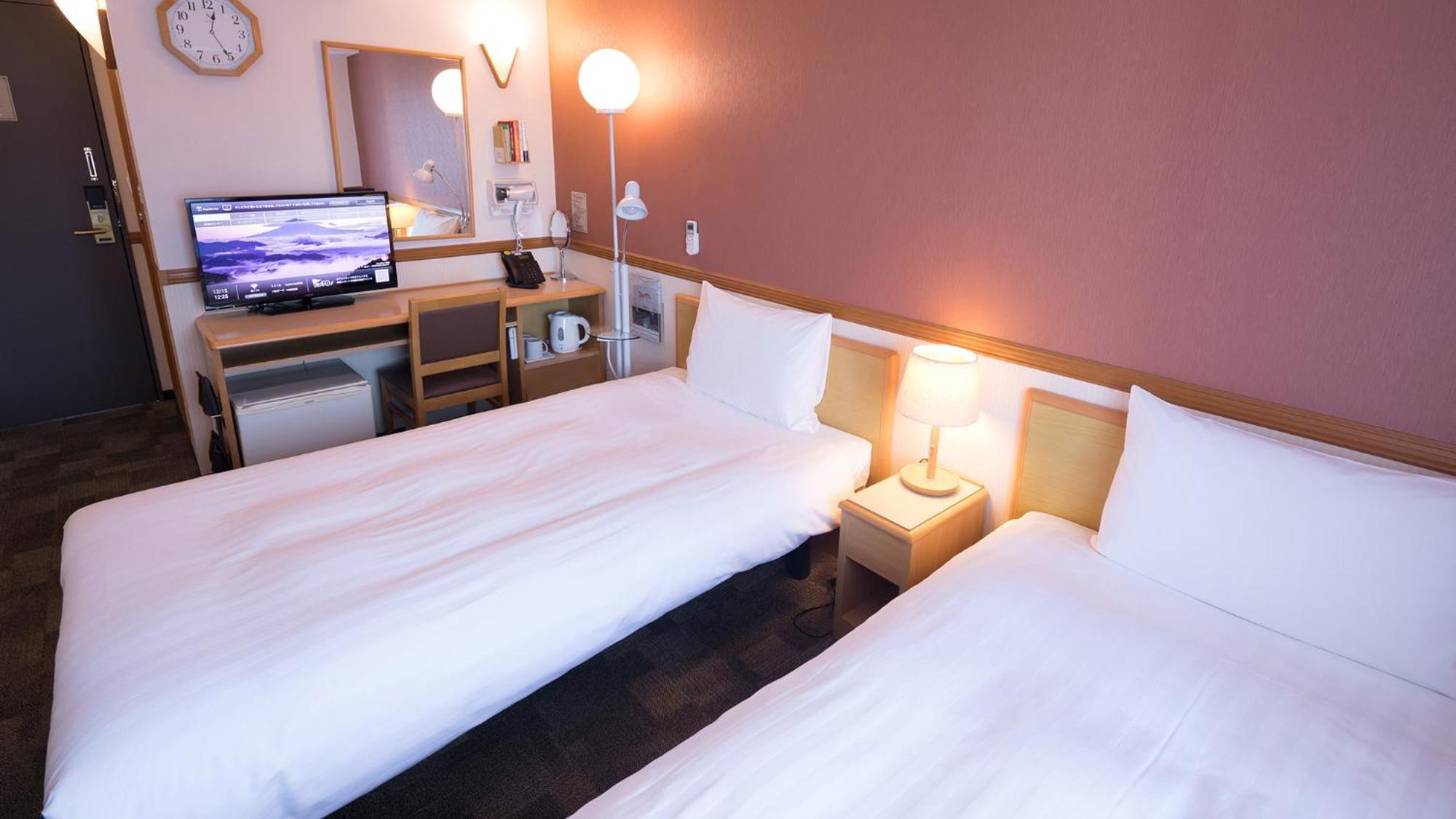 Toyoko Inn Hakata-Guchi Ekimae Фукуока Номер фото