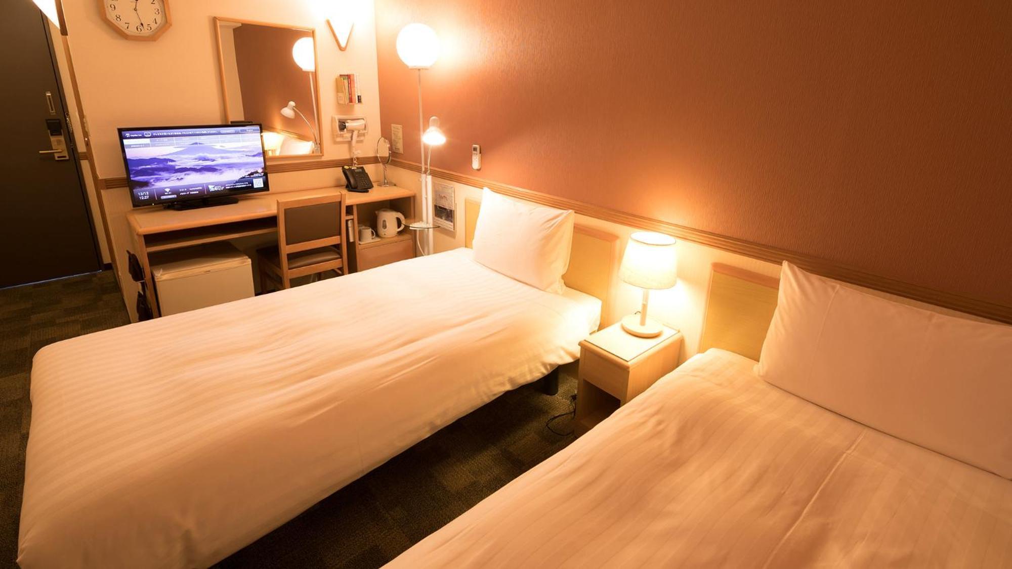 Toyoko Inn Hakata-Guchi Ekimae Фукуока Номер фото